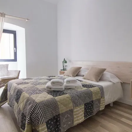 Pauet Apartman *